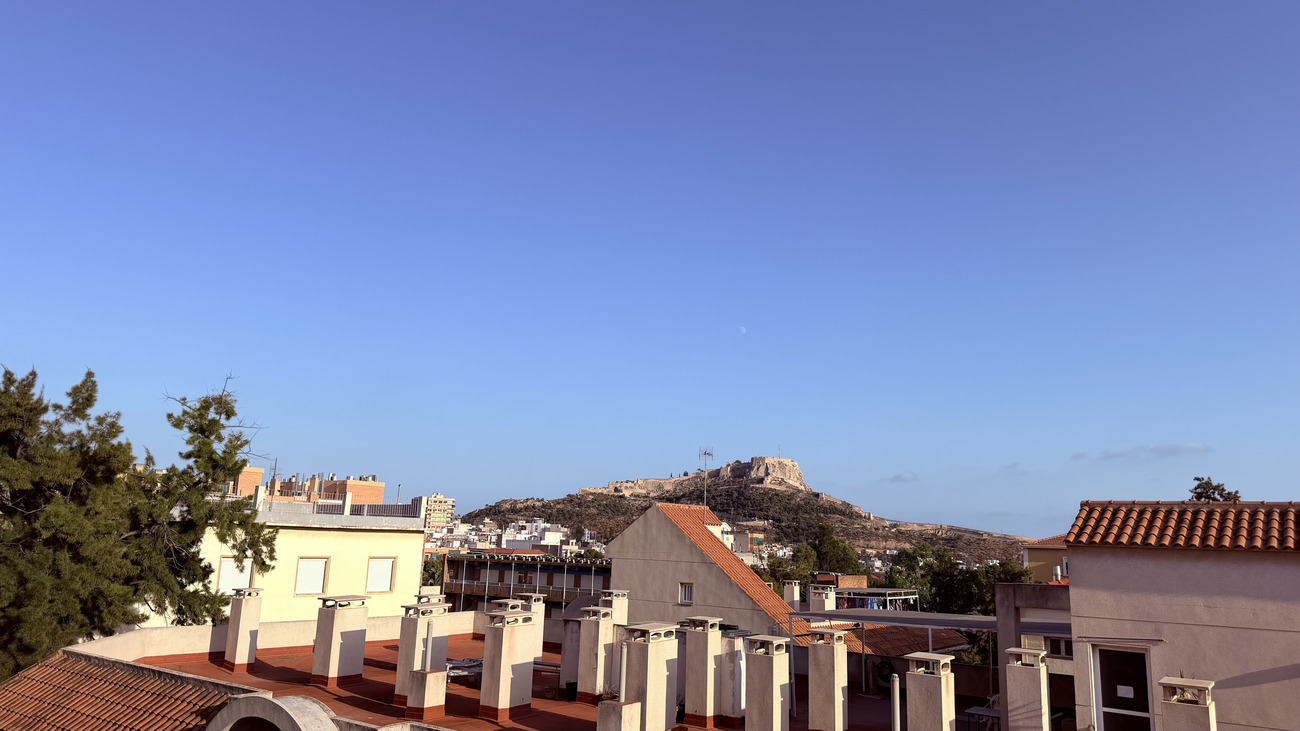 Apartament w Alicante, Hiszpania 3 sypialnie,  nr 195429