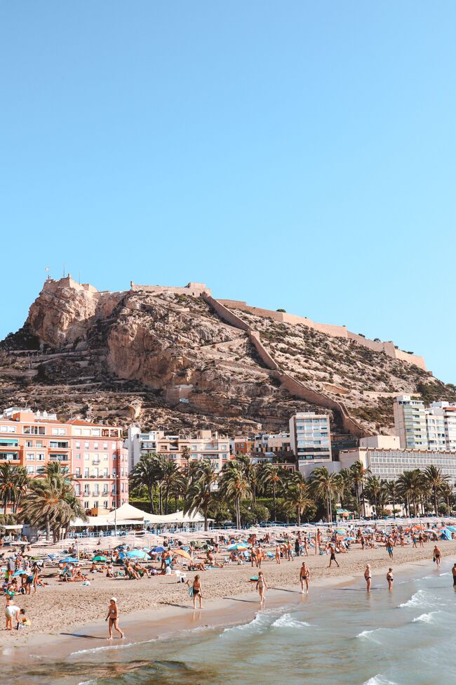 Apartament w Alicante, Hiszpania 3 sypialnie,  nr 195429