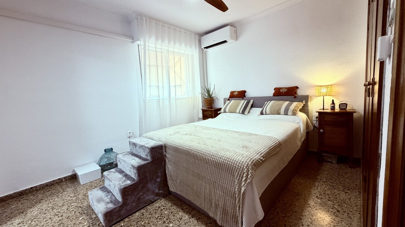 Apartament w Alicante, Hiszpania 3 sypialnie,  nr 195429
