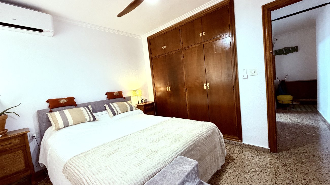 Apartament w Alicante, Hiszpania 3 sypialnie,  nr 195429