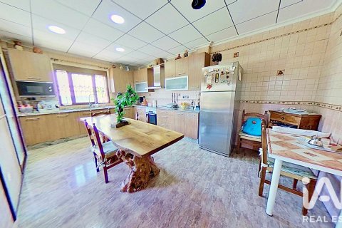 House zum Verkauf in Cox, Alicante, Spanien 4 Schlafzimmer, Nr. 196626 - Foto 10