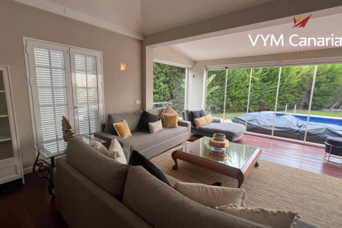 Villa for sale in Fanabe, Tenerife, Spain 4 bedrooms, 202 sq.m. No. 167360 - photo 23