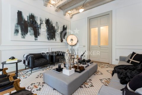 Apartment à vendre à Barcelona, Espagne, 4 chambres, 465 m2 No. 160186 - photo 8