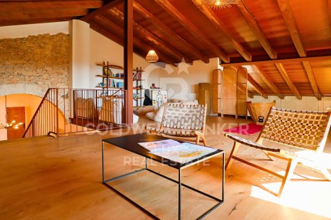 Продажа дома в Жирона, Герона, Испания 12 спален, 1152м2 №160187 - фото 19