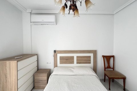 Appartamento in vendita a Torrevieja, Alicante, Spagna 3 camere da letto, 81 mq. N° 183090 - foto 20