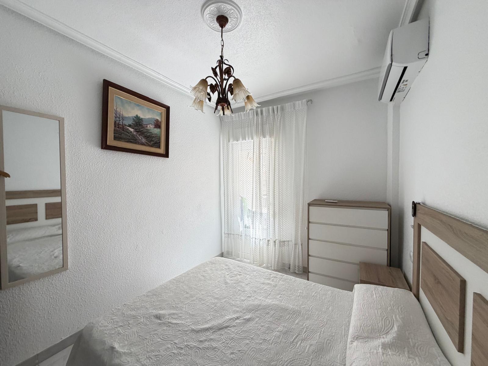 Apartment in Torrevieja, Alicante, Spain 3 bedrooms, 81 sq.m. No. 183090