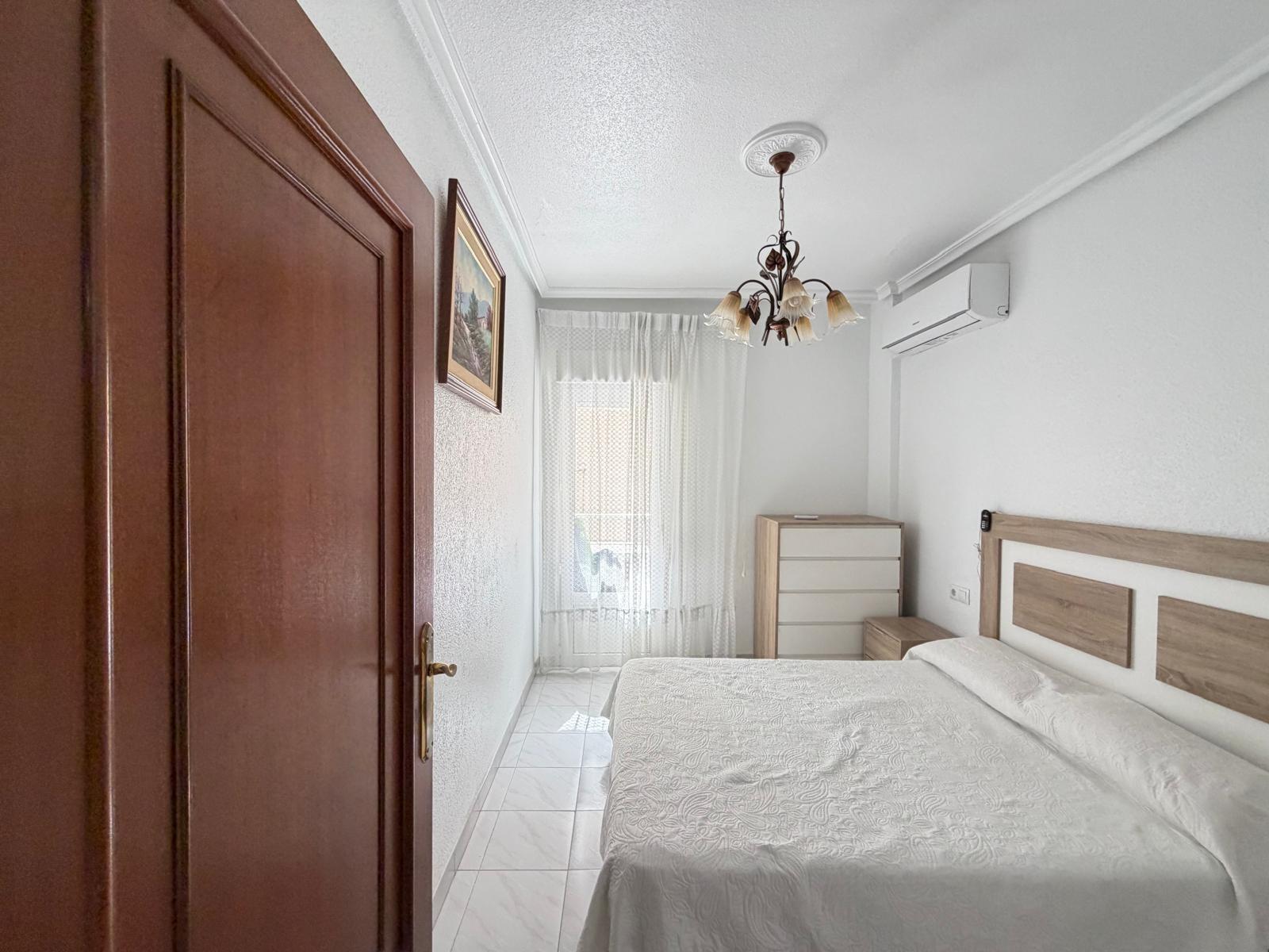 Apartment in Torrevieja, Alicante, Spain 3 bedrooms, 81 sq.m. No. 183090