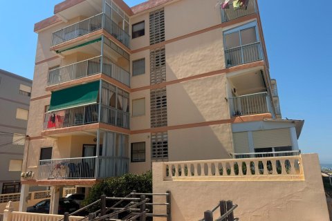 Dzīvoklis pārdošanā Tavernes de la Valldigna, Valencia, Spānijā 1 istaba, 75 m2 Nr. 183089 - attēls 4
