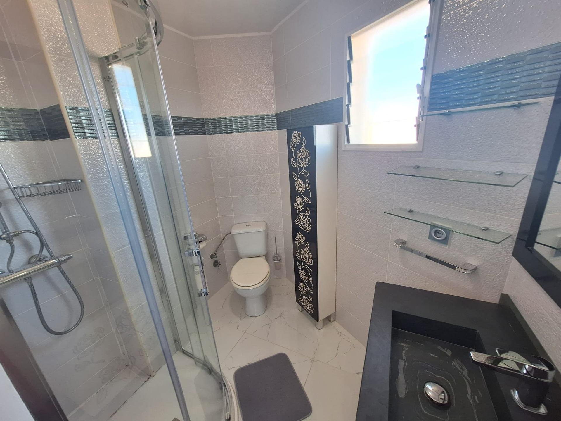 Apartment à Torrevieja, Alicante, Espagne 33 m2 No. 182938