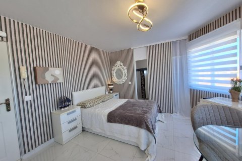 Apartamento en venta en Torrevieja, Alicante, España 33 m2 No. 182938 - foto 5