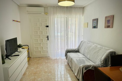 Huoneisto myytävänä Torrevieja, Alicante, Espanja, 1 makuuhuone, 55 m2 No. 183091 - kuva 1