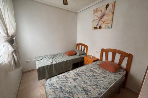 Dzīvoklis pārdošanā Torrevieja, Alicante, Spānijā 2 istabas, 77 m2 Nr. 183034 - attēls 2