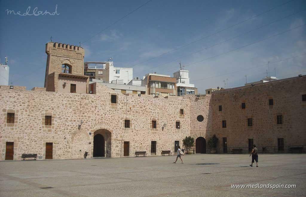 Apartment à Santa Pola, Alicante, Espagne 2 chambres, 70 m2 No. 182621