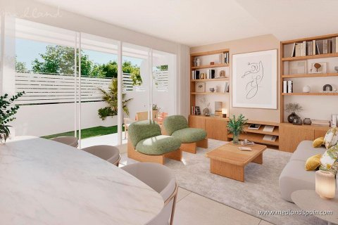 Huoneisto myytävänä Estepona, Malaga, Espanja, 2 makuuhuonetta, 109 m2 No. 182619 - kuva 9