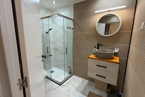Apartamento en venta en Torrevieja, Alicante, España 44 m2 No. 182973 - foto 9