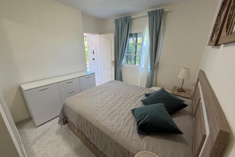 Bungalow w Torrevieja, Alicante, Hiszpania 1 sypialnia, 37 mkw. nr 182972 – zdjęcie 13