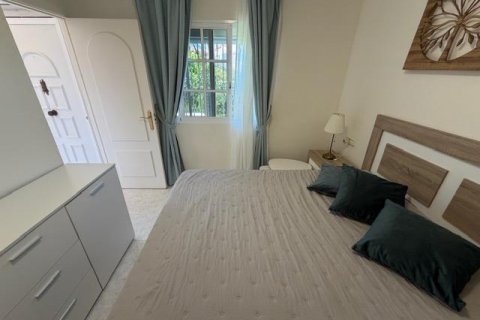 Bungalow w Torrevieja, Alicante, Hiszpania 1 sypialnia, 37 mkw. nr 182972 – zdjęcie 12