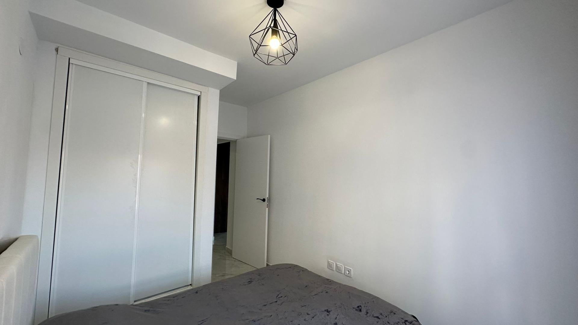 Parcela en Torrevieja, Alicante, España 2 dormitorios, 54 m2 No. 182968