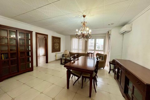 Wohnung in Torrevieja, Alicante, Spanien 4 Schlafzimmer, 112 m2 Nr. 182971