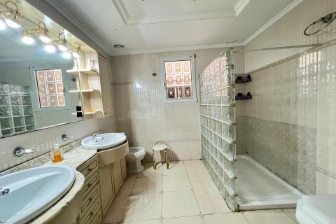 Wohnung zum Verkauf in Torrevieja, Alicante, Spanien 4 Schlafzimmer, 112 m2 Nr. 182971 - Foto 14