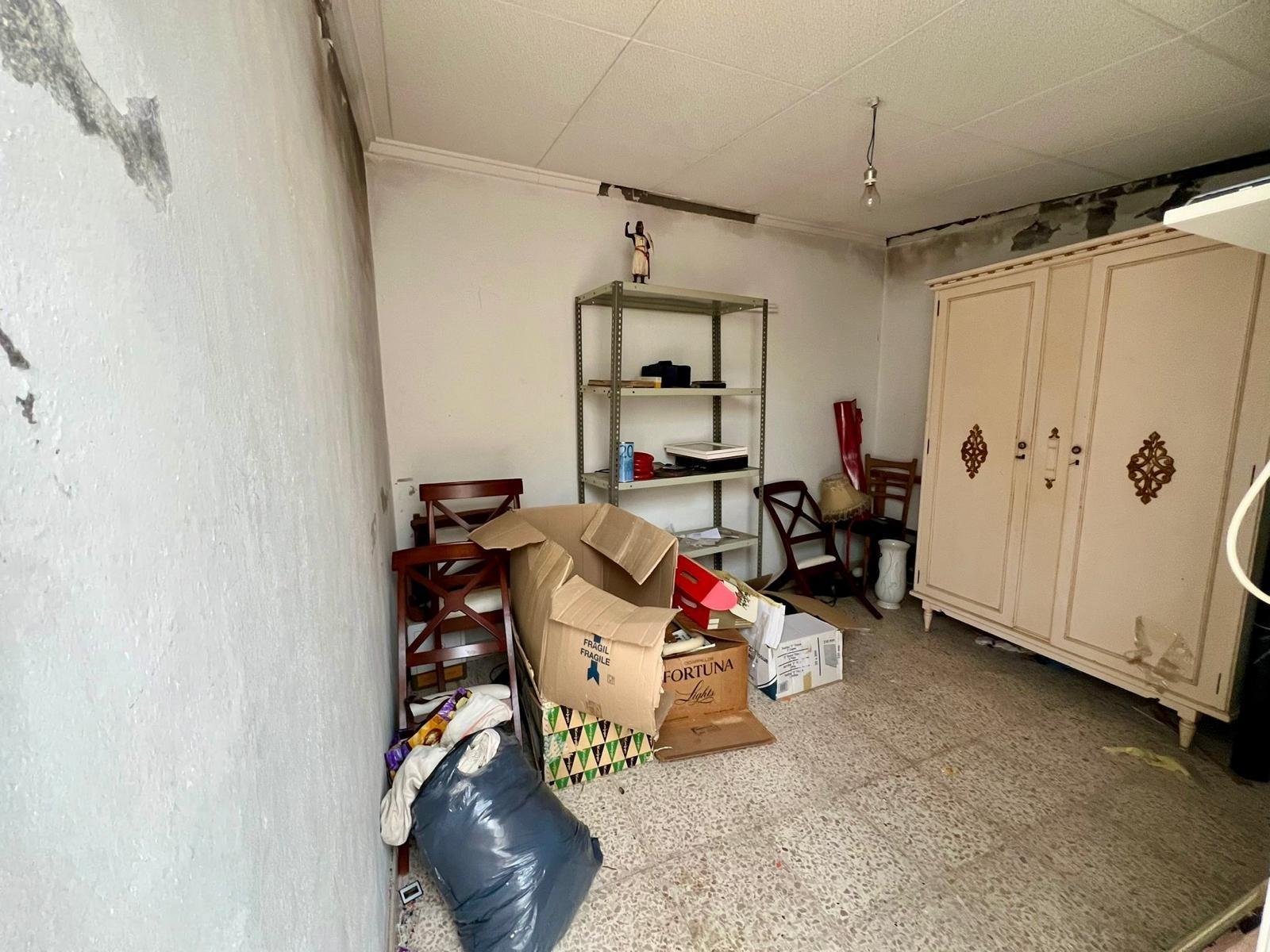 Apartment in Torrevieja, Alicante, Spain 4 bedrooms, 112 sq.m. No. 182971