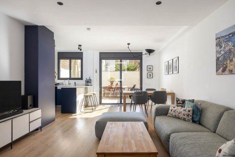Apartment in Barcelona, Spain 3 bedrooms, 112 sq.m. No. 192673