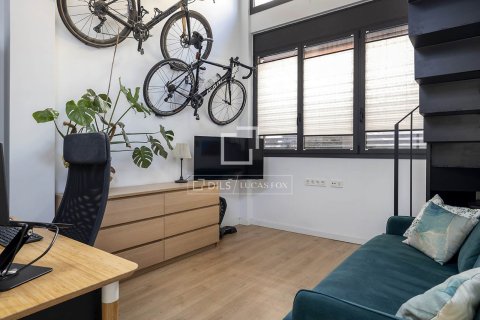 Продажа квартиры в Барселона, Испания 3 спальни, 112м2 №192673 - фото 16