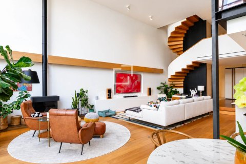 Villa zum Verkauf in Barcelona, Spanien 6 Schlafzimmer, 339 m2 Nr. 192674 - Foto 4
