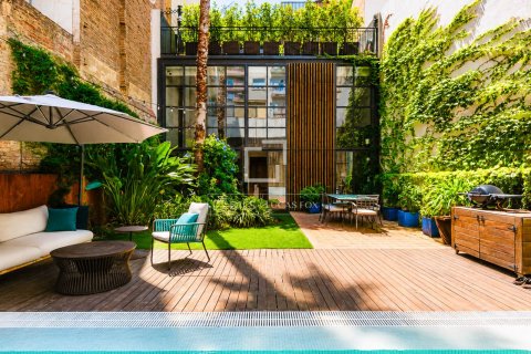 Villa zum Verkauf in Barcelona, Spanien 6 Schlafzimmer, 339 m2 Nr. 192674 - Foto 7