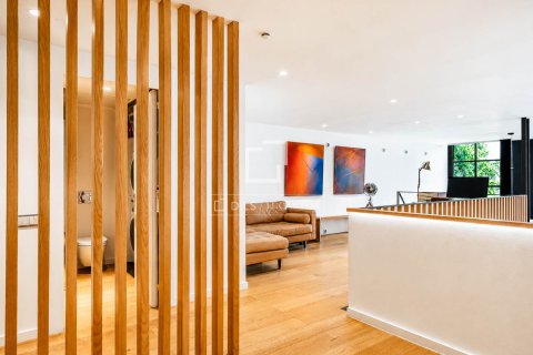 Villa zum Verkauf in Barcelona, Spanien 6 Schlafzimmer, 339 m2 Nr. 192674 - Foto 26