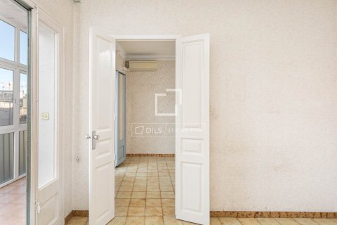 Apartamento en venta en Barcelona, España 4 dormitorios, 81 m2 No. 192678 - foto 10