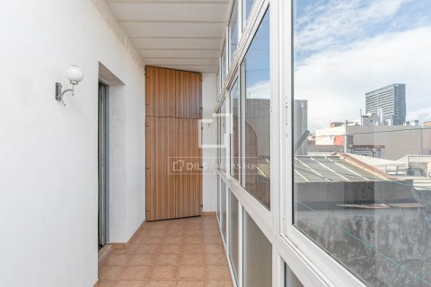 Apartamento en venta en Barcelona, España 4 dormitorios, 81 m2 No. 192678 - foto 5