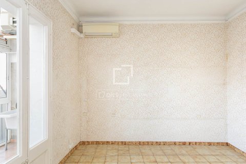 Apartamento en venta en Barcelona, España 4 dormitorios, 81 m2 No. 192678 - foto 14
