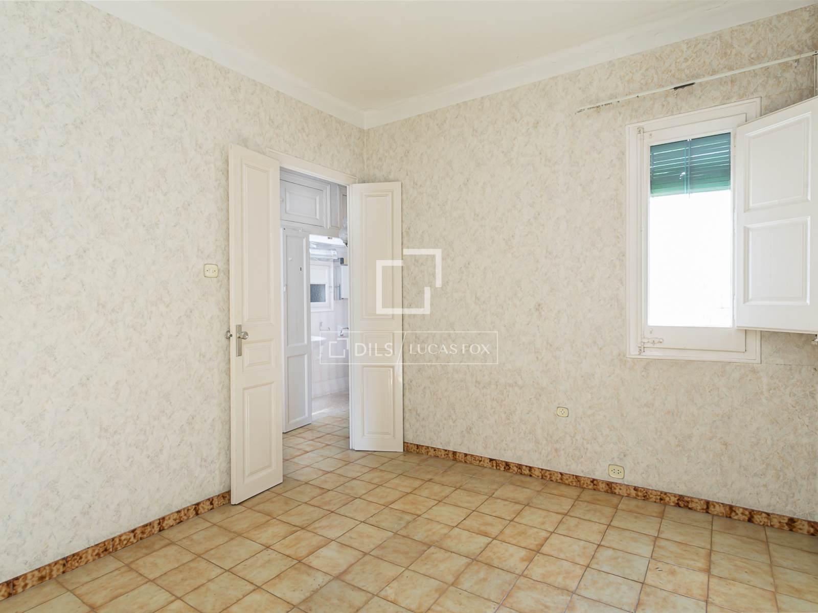 Huoneisto Barcelona, Espanja 4 makuuhuonetta, 81 m2 No. 192678