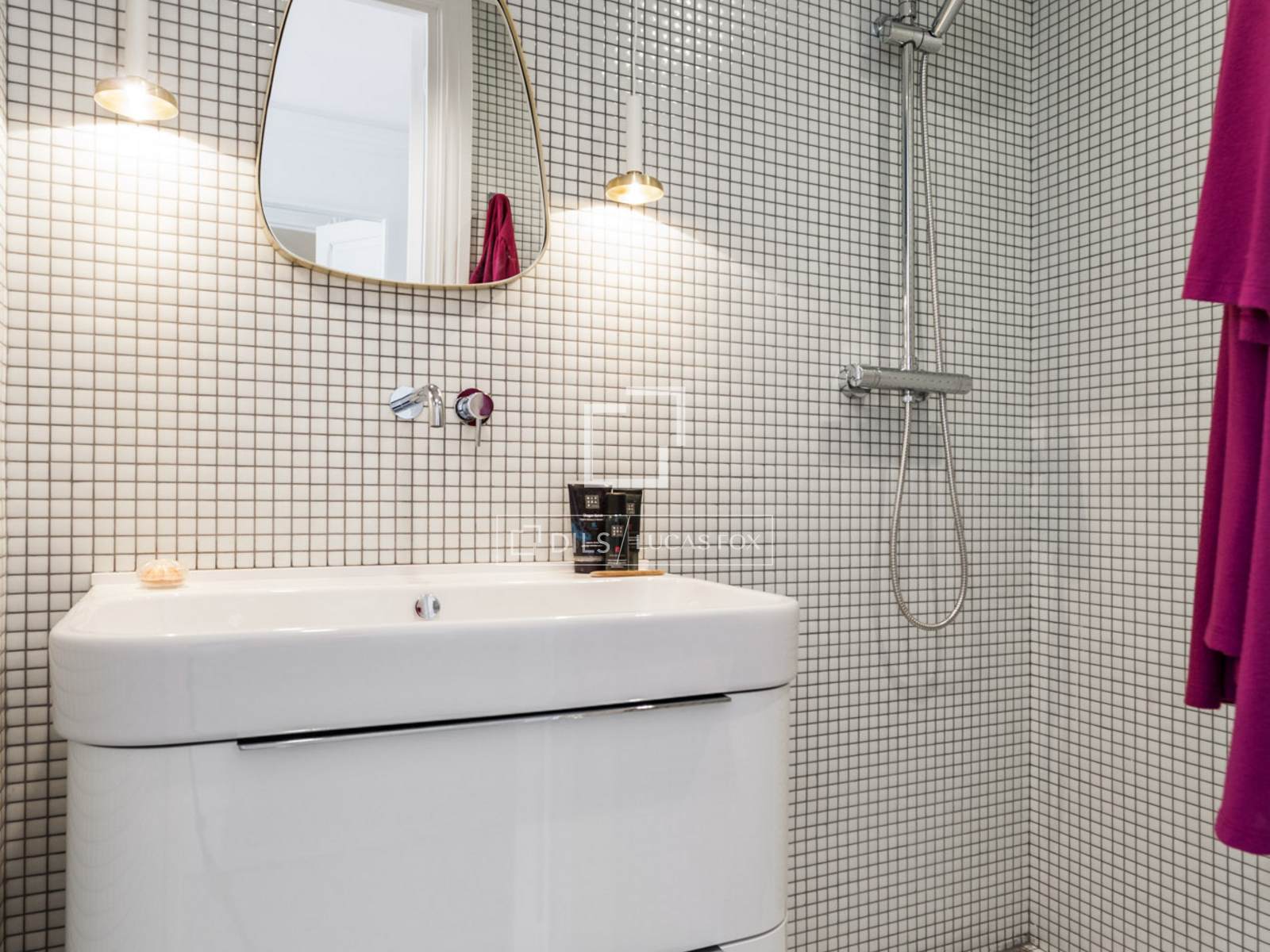 Ático en Barcelona, España 1 dormitorio, 52 m2 No. 192679