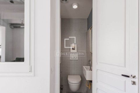 Kattohuoneisto myytävänä Barcelona, Espanja, 1 makuuhuone, 52 m2 No. 192679 - kuva 12