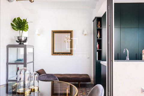 Kattohuoneisto myytävänä Barcelona, Espanja, 1 makuuhuone, 52 m2 No. 192679 - kuva 8