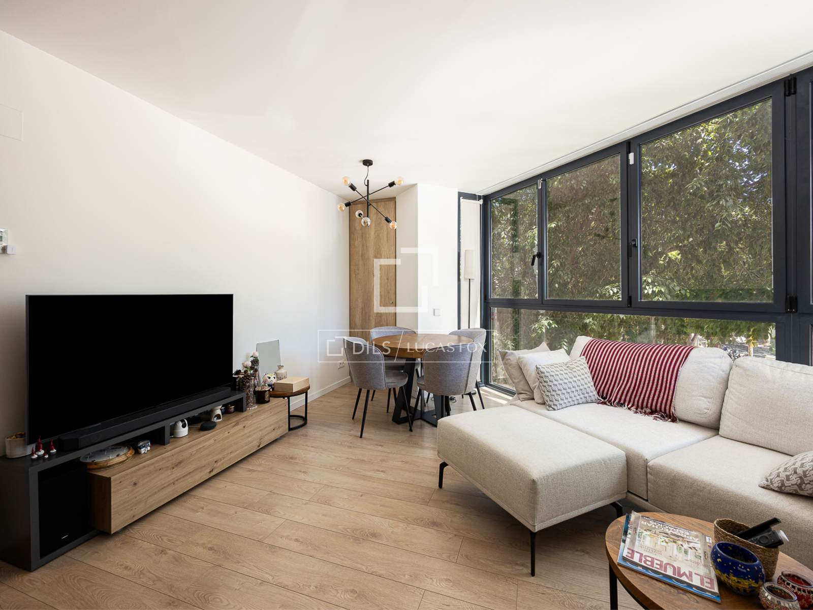 Huoneisto Barcelona, Espanja 2 makuuhuonetta, 73 m2 No. 192676