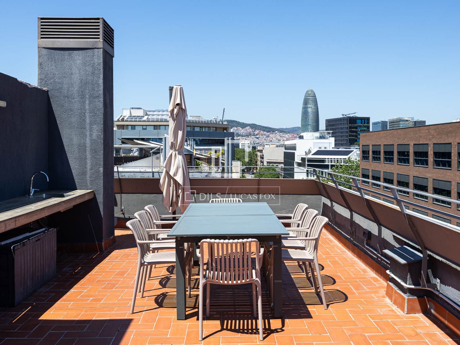 Huoneisto Barcelona, Espanja 2 makuuhuonetta, 73 m2 No. 192676