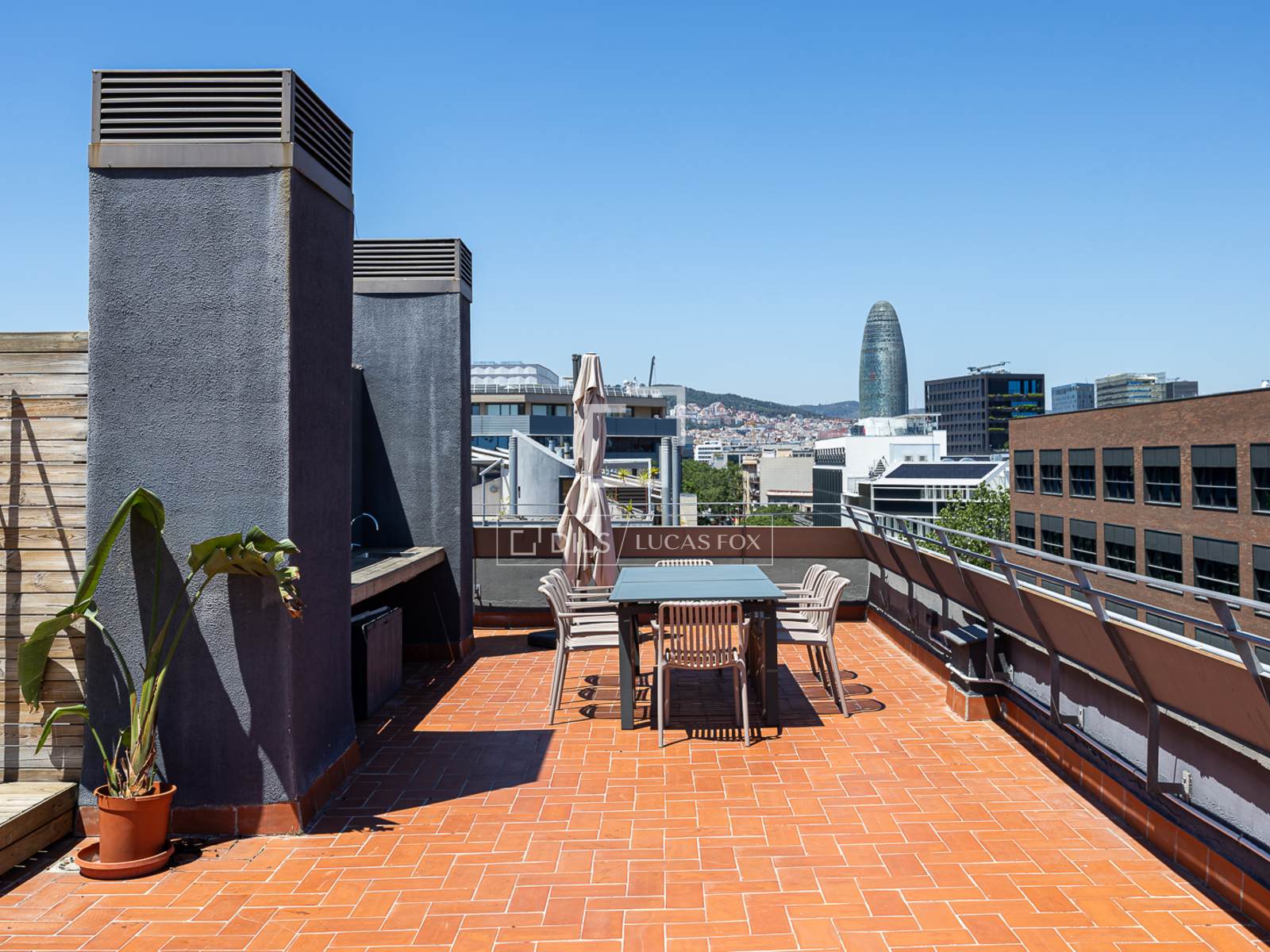 Huoneisto Barcelona, Espanja 2 makuuhuonetta, 73 m2 No. 192676