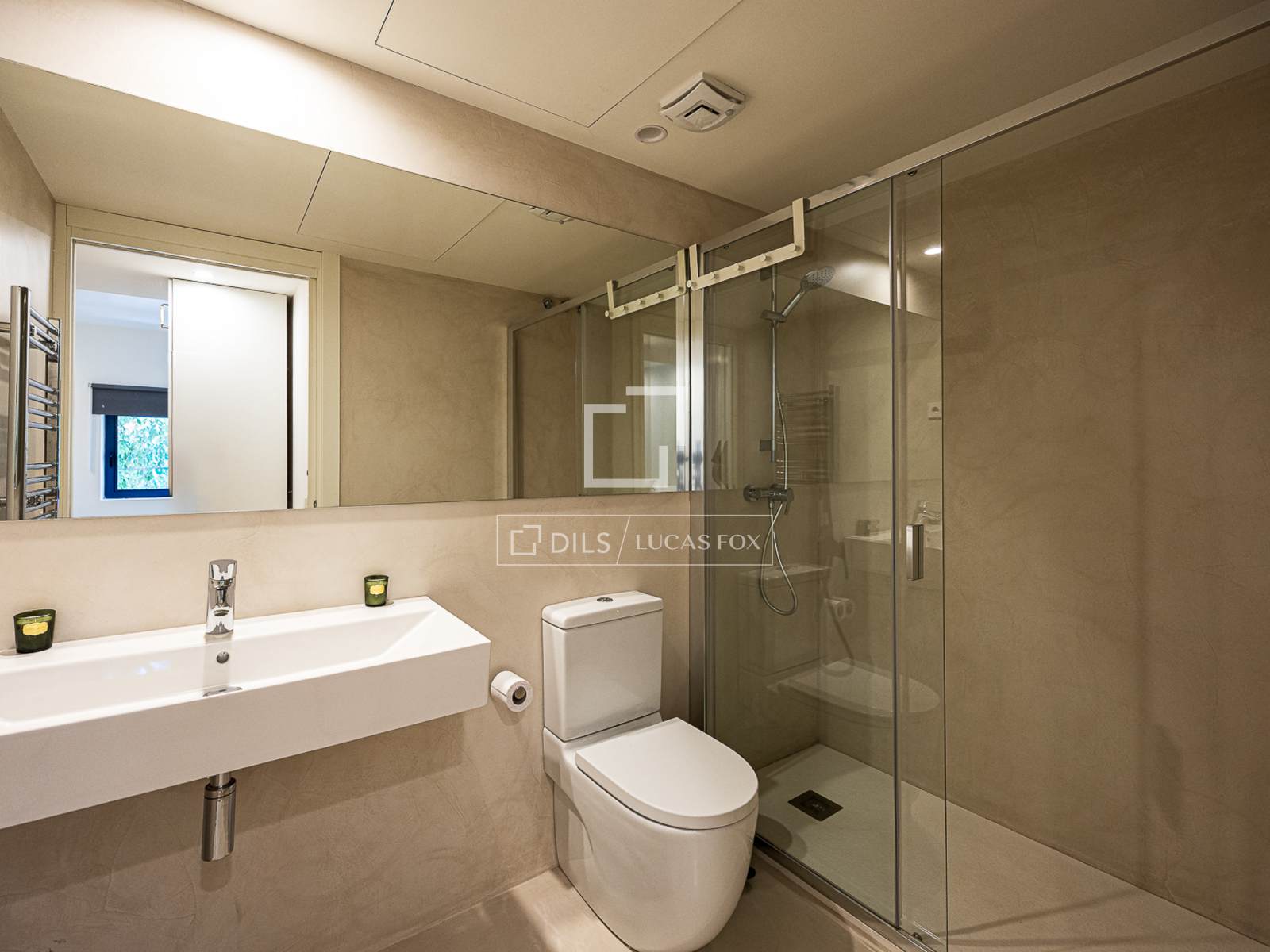 Huoneisto Barcelona, Espanja 2 makuuhuonetta, 73 m2 No. 192676