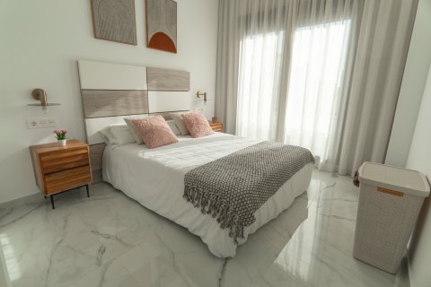 Продажа виллы Торревьеха, Аликанте, Испания 3 спальни, 116м2 №139785 - фото 21