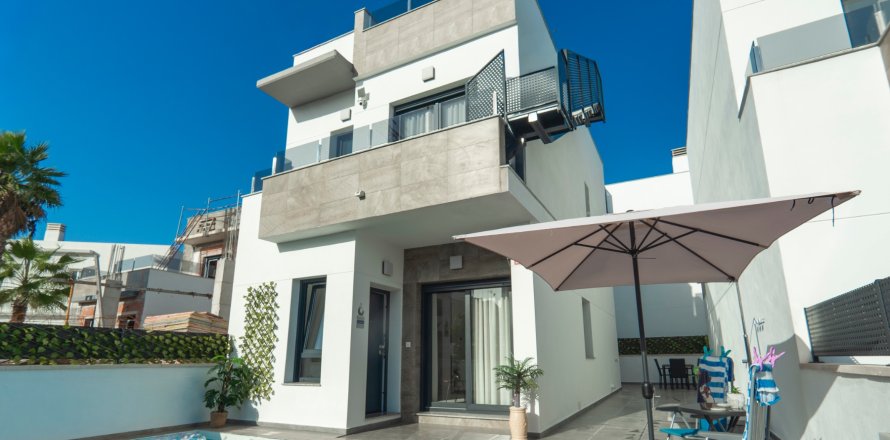 Villa Torrevieja, Alicante, Spanien 3 Schlafzimmer, 116 m2 Nr. 139785