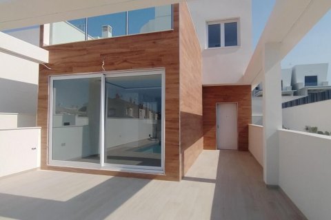 Villa zum Verkauf Torrevieja, Alicante, Spanien 3 Schlafzimmer,  Nr. 139782 - Foto 12