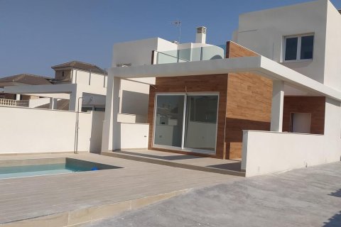 Villa zum Verkauf Torrevieja, Alicante, Spanien 3 Schlafzimmer,  Nr. 139782 - Foto 3