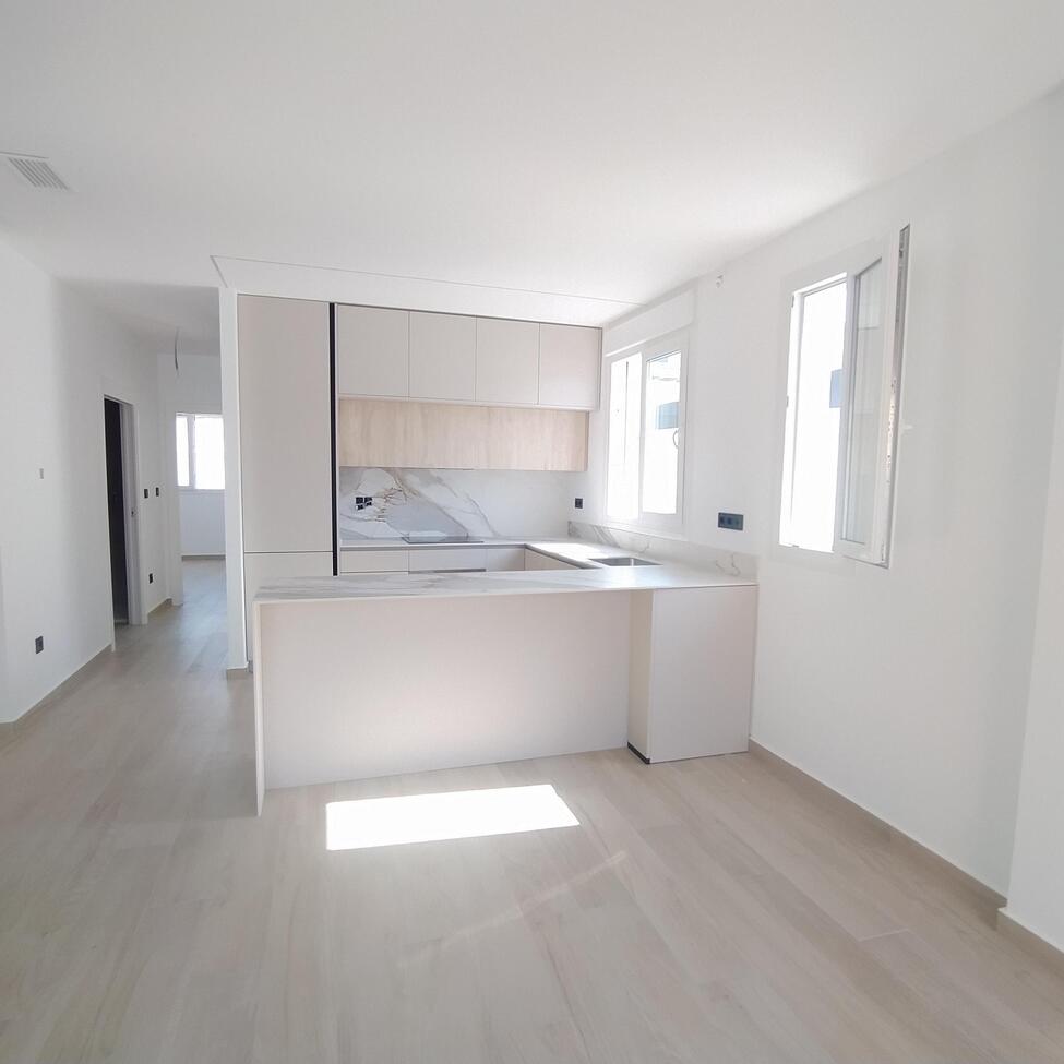 Villa in Torrevieja, Alicante, Spain 3 bedrooms,  No. 139782