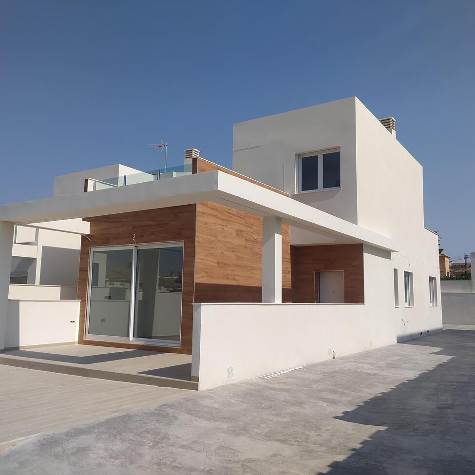 Villa in Torrevieja, Alicante, Spain 3 bedrooms,  No. 139782