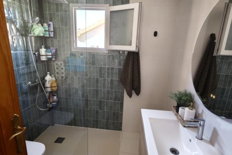 Продажа квартиры в Аликанте, Испания 2 спальни, 115м2 №166009 - фото 23
