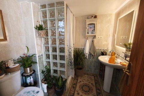 Продажа квартиры в Аликанте, Испания 2 спальни, 115м2 №166009 - фото 29