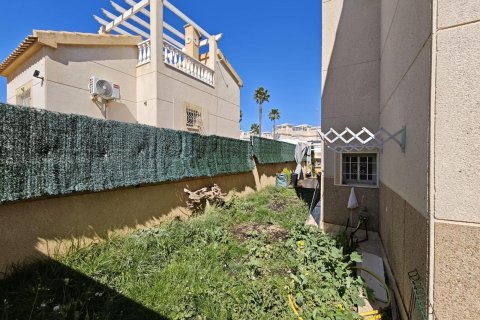 Продажа квартиры в Аликанте, Испания 2 спальни, 115м2 №166009 - фото 5